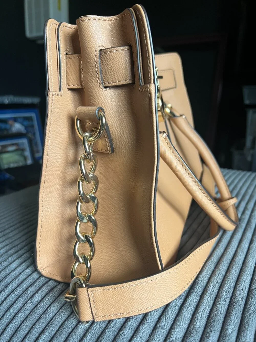 Michael Kors Hamilton Large Tan Tote